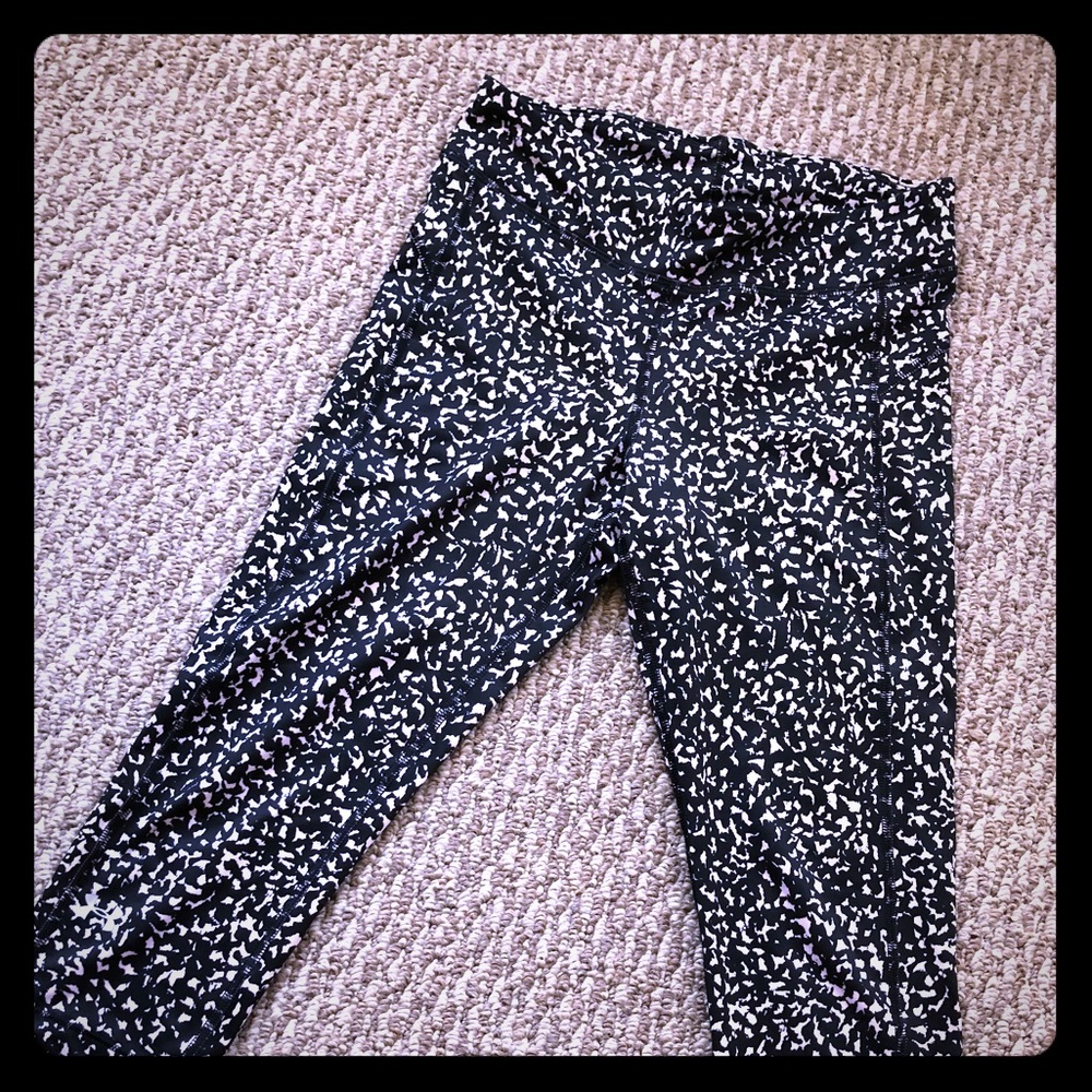 Under Armour 3/4 workout Capris